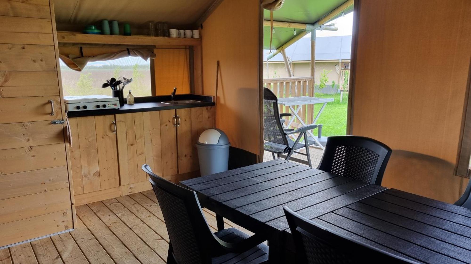 Boerderijcamping De Hinde Dronten Zimmer foto
