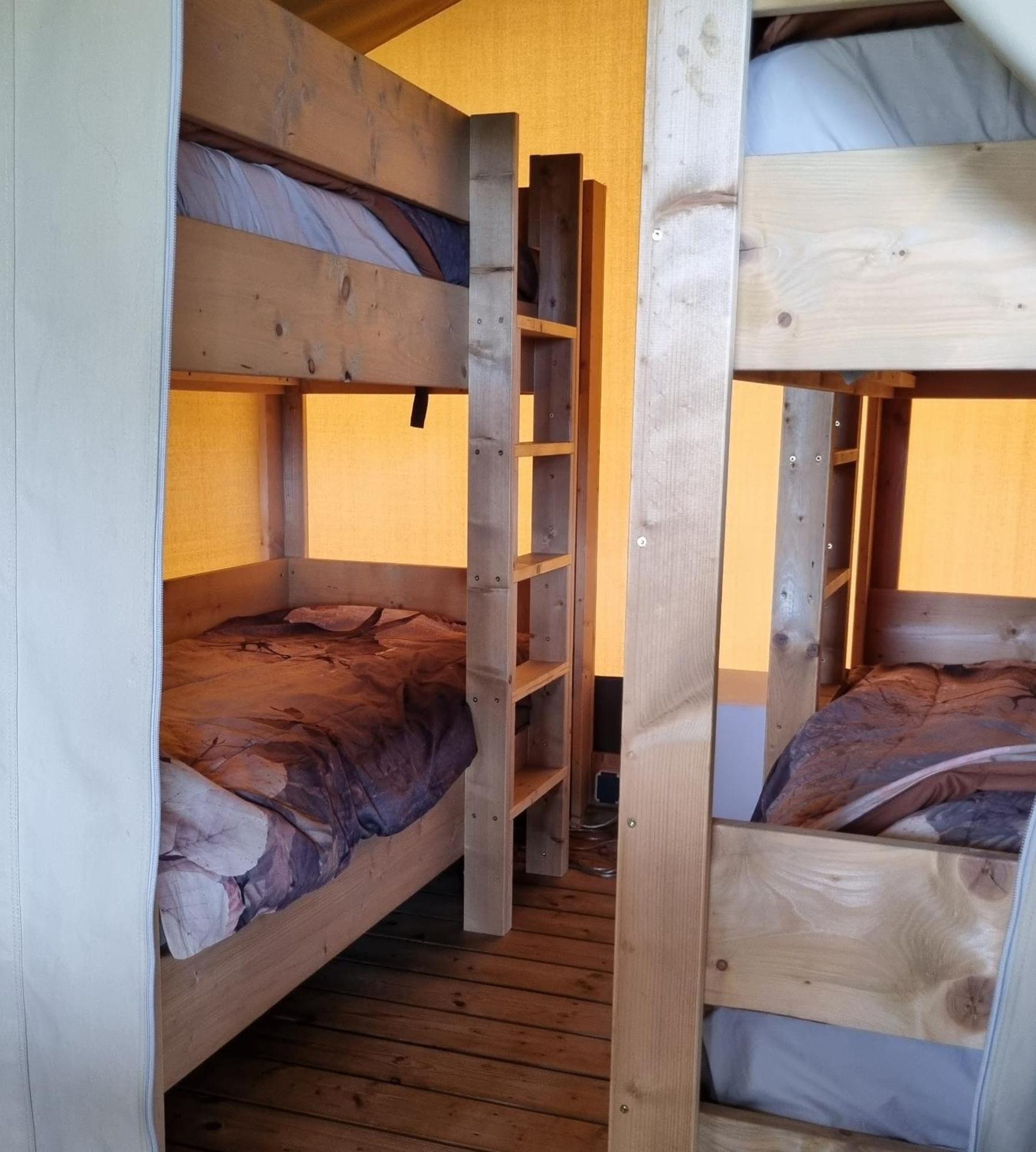 Boerderijcamping De Hinde Dronten Zimmer foto